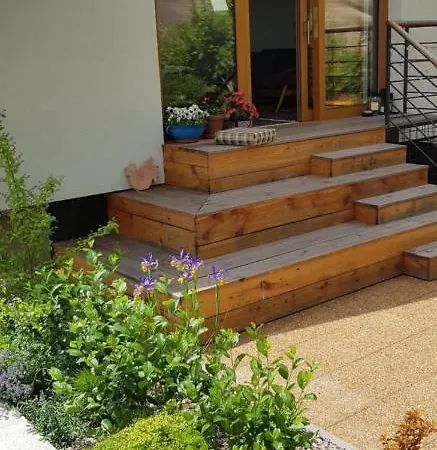 Domcek V Zahrade * Banska Stiavnica