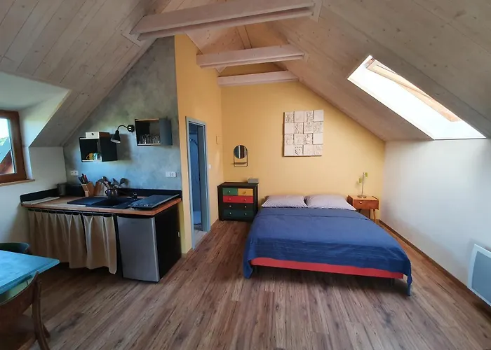 Domcek V Zahrade Дом отдыха Банска-Штьявница